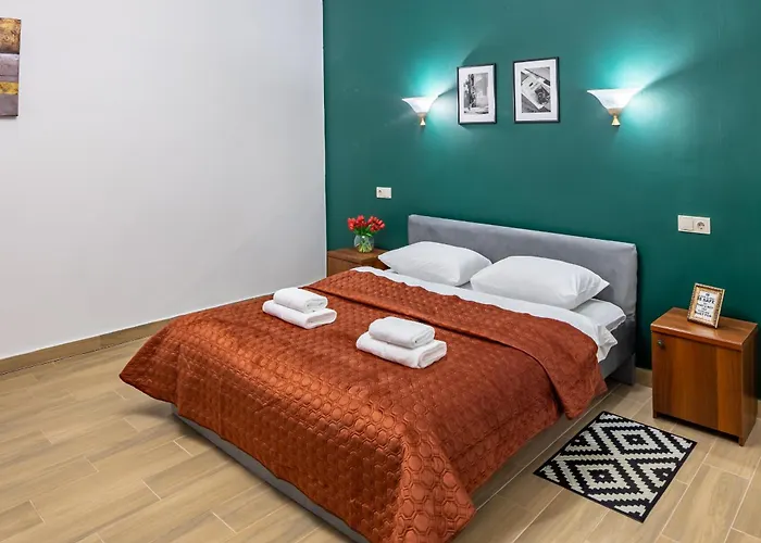 Complex Of * Leópolis