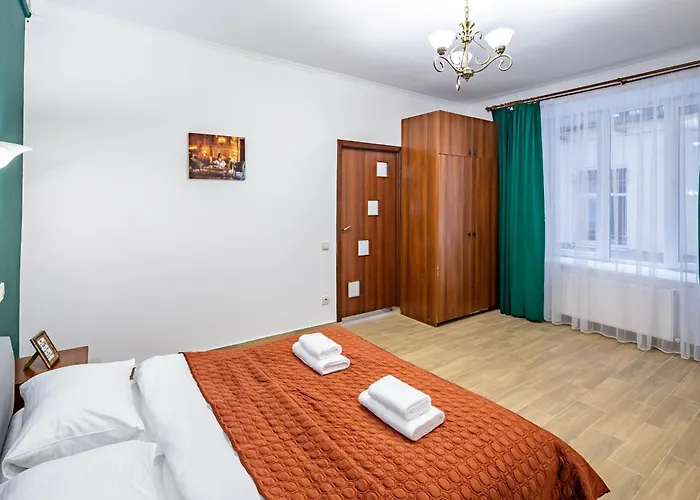 Complex Of * Leópolis